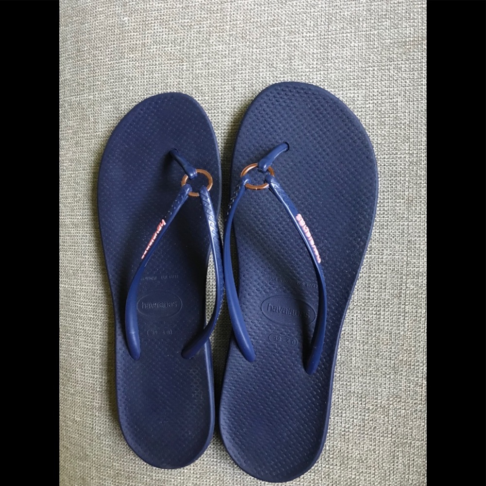 Havainas Ring Sandal Navy Blue size 9 Excellent